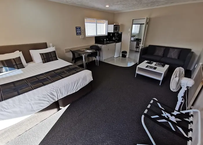 Capri On Fenton Motel Rotorua